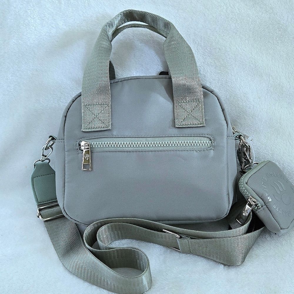 BearPaw Mini Top Handle/Crossbody Bag👜 - NWT - Picture 2 of 16